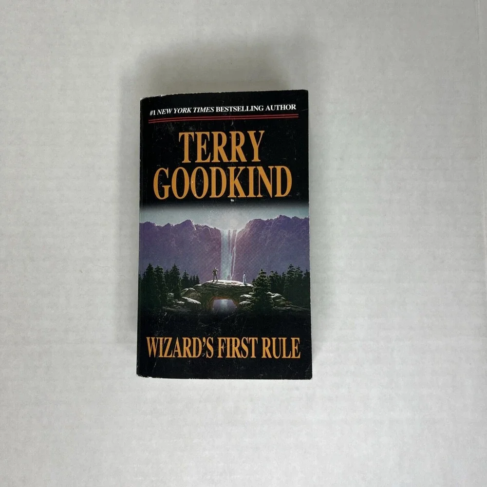 Wizard's First‎ Rule (Sword of Truth, Book 1) - Mass Market Paperback -